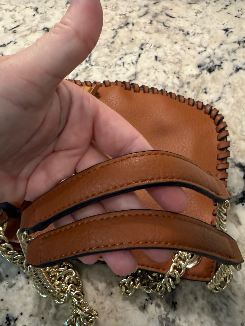 Unbranded EUC Brown Whipstitch Shoulder Bag w/Adjustable Gold Chain - Picture 4 of 6